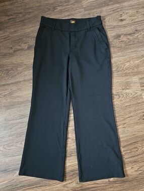 Lee Pull-On Bootcut Pants Women’s Medium Short Length, Black